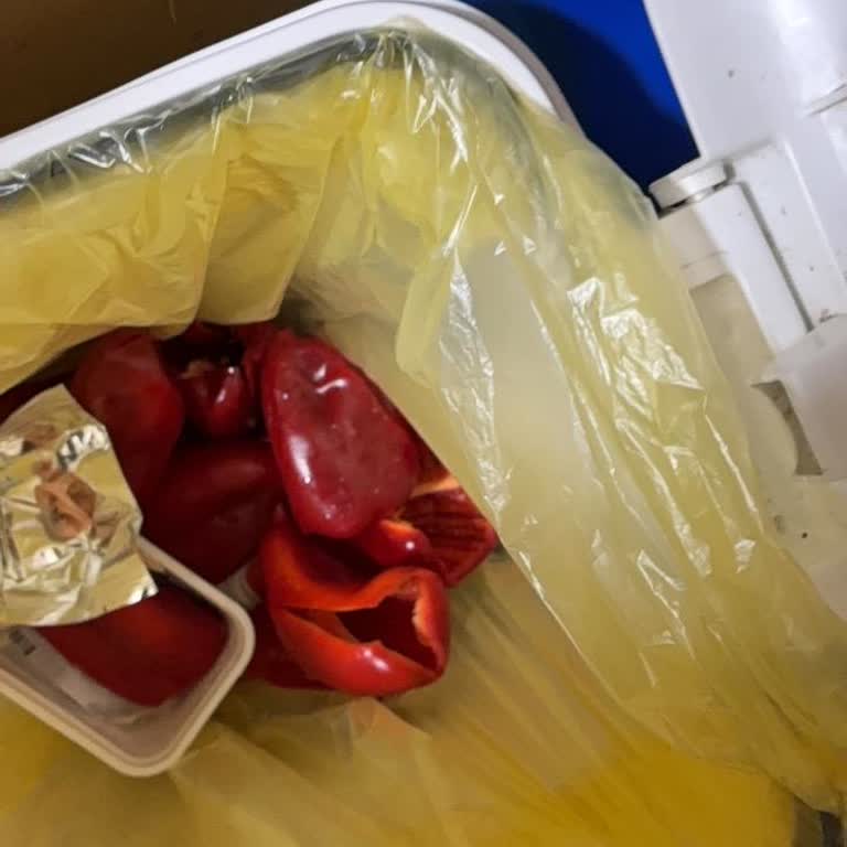 Migros Kırmızı Biberinde Gaz Kokusu Ve Bozuk Tat Güveni Sarsıyor