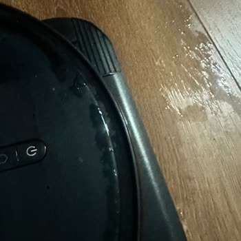 Roborock Saros 20 Performans Düşüşü, Su Sızıntısı Ve Yetersiz Servis Nedeniyle İade Talebi