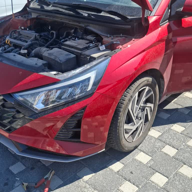 Hyundai İ20 Araçta Sürekli Akü Sorunu Ve Ücretsiz Değişim Talebi