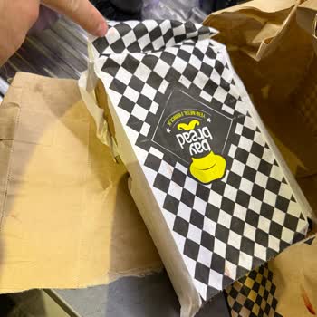 Kanlı Paket Teslimatı Ve Hijyen İhmalı