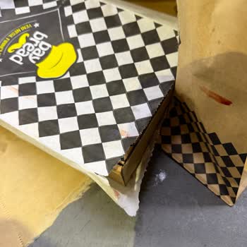 Kanlı Paket Teslimatı Ve Hijyen İhmalı