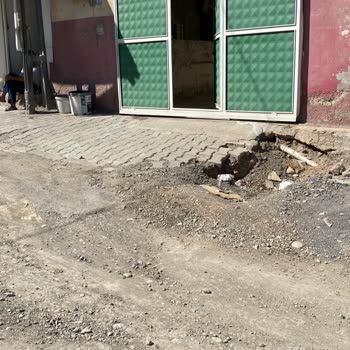 KASKİ'nin Çalışmaları Sonrası Bozuk Yol Ve Kaldırımlar İçin Hızlı Onarım Talebi