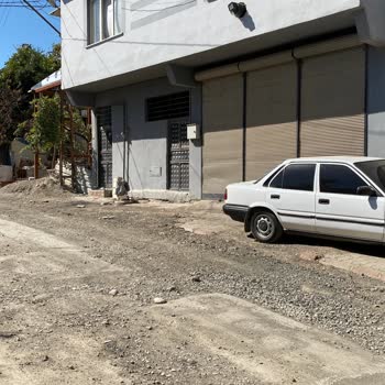 KASKİ'nin Çalışmaları Sonrası Bozuk Yol Ve Kaldırımlar İçin Hızlı Onarım Talebi