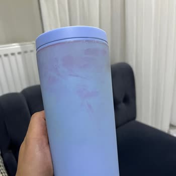 Termo Starbucks Pierde Color Rápidamente, Solicito Cambio