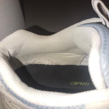 Skechers Ayakkabılarda İç Topuk Yırtılması Nedeniyle Değişim Ve İade Talebi