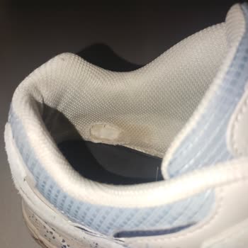 Skechers Ayakkabılarda İç Topuk Yırtılması Nedeniyle Değişim Ve İade Talebi