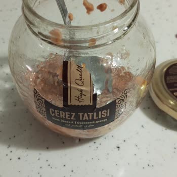 Çerez Tatlısında Yabancı Ceviz Kabuğu Parçası Sağlık Riski Yaratıyor
