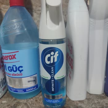 Cif Infinite Clean Sprey Dolap Boyasını Silip Nefes Darlığına Neden Oldu