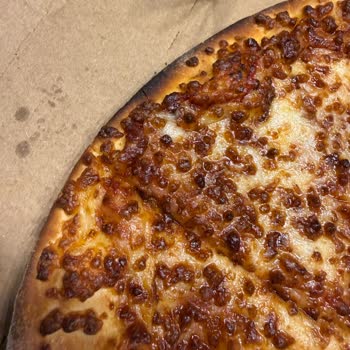 Yanık Peynirli Pizza Ve Küçük Patates Porsiyonu Üzerine Şikayet
