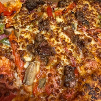 Yanık Peynirli Pizza Ve Küçük Patates Porsiyonu Üzerine Şikayet