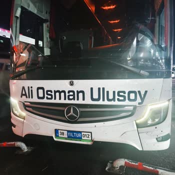 Güvenli Olmayan Otobüs Ve Zorunlu Tekrar Binme