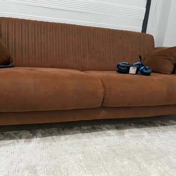 Fare Dışkısı Ve Sürekli Çökme Sorunlu Koltuk Takımı