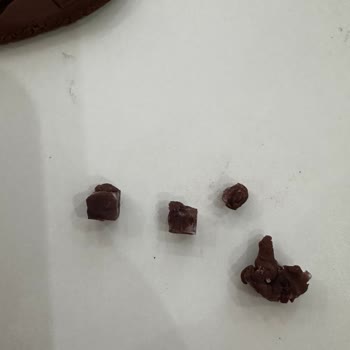 Çocuk Oyun Hamuru Setinde Cam Parçaları Bulundu, Piyasadan Çekilmesi Gerekiyor