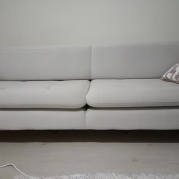 İki Kez Değiştirilen Koltukta Sünger Çökmesi Ve Dikiş Bozuklukları Nedeniyle Tam İade Talebi