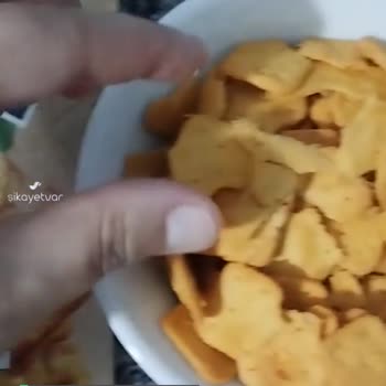 Eti Crax Thins İçinden Çıkan Yabancı Ürün!