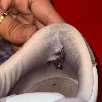 Reebok Ayakkabısında Kısa Sürede Astar Soyulması Üretim Hatası İddiası Reddedildi