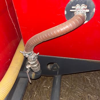 Emek Tarım’ın Ayıplı Su Tankeri 15 Aylık Kullanılamıyor Ve Servis Yanıtı Yok