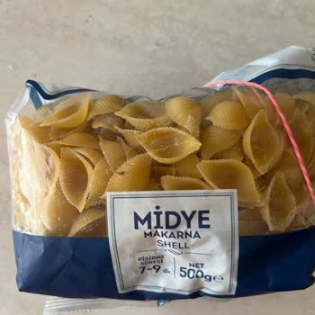 Mutlu Makarna'da Böceklenme Ve Larva Sorunu