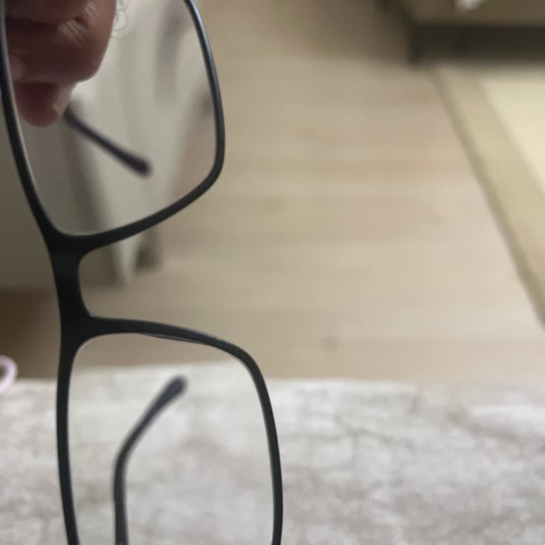 Defolu Gözlük İçin Tekrar Ücret İsteyen Atasun Optik’te Müşteri Şikayeti