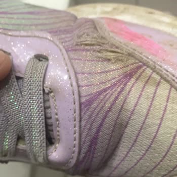 Çocuk Ayakkabısındaki Üretim Hatası Mağaza Garanti Süresini Önceden Reddediyor