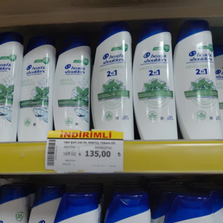 Head&Shoulders Şişesinde Kaşıntı Ve Saç Dökülmesi Şikayeti