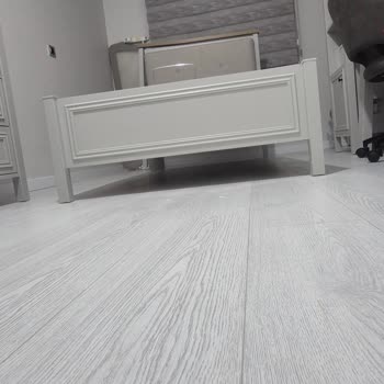 Kelebek Mobilya Genç Odasında Baza Ve Başlıkta Montaj Hatası, Eksik Çalışma Masası Ve Garanti Reddi
