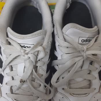 Hepsiburada'da Ayıplı Adidas Ayakkabı İçin Garanti Süresi İhlali