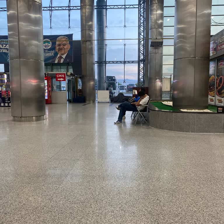 Kayseri Otogarı'ndan Metro Turizm Seferinde Gecikme Ve Bilgilendirme Eksikliği