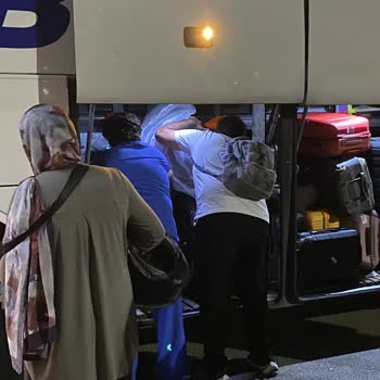 Şoförün Uyuması Ve Tehlikeli Bagaj Yolculuğu Tehlikeye Dönüştürdü