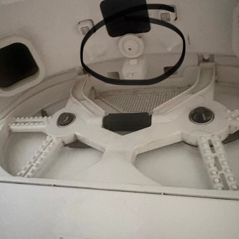 Garanti Kapsamındaki Robot Süpürge Su Haznesi Arızası Ve Uzayan Servis Süreci