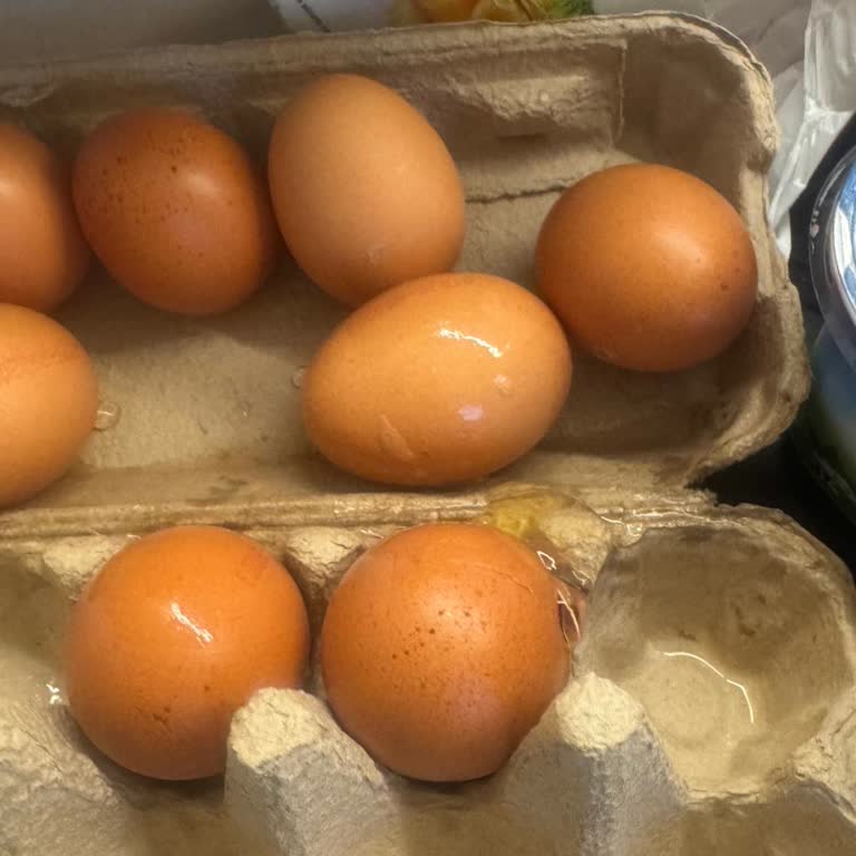 Migros Şişli Şubesinde Sürekli Kırık Yumurta Ve Yanlış Ürün Problemi