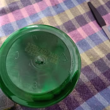 Süre Geçmiş Vitamin Ürünü Ve Şok Mağaza Müşteri Temsilcisinin Saygısız Tutumu