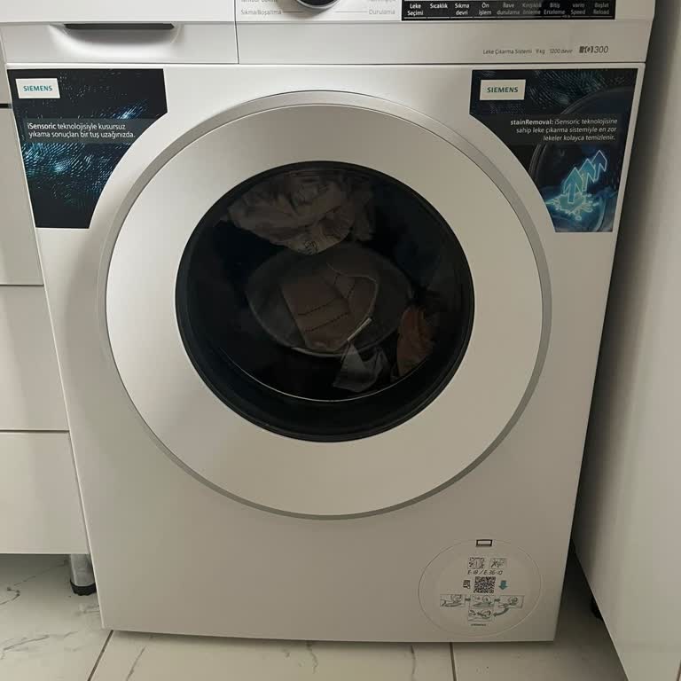 Siemens Çamaşır Makinesinin Tekrarlayan Arızası Ve Parça Eksikliği Nedeniyle Değişim Talebi