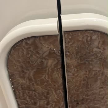 Çizik Ve Hatalı Mobilyalar, İki Aylık Bekleme Ve Acil Değişim Talebi