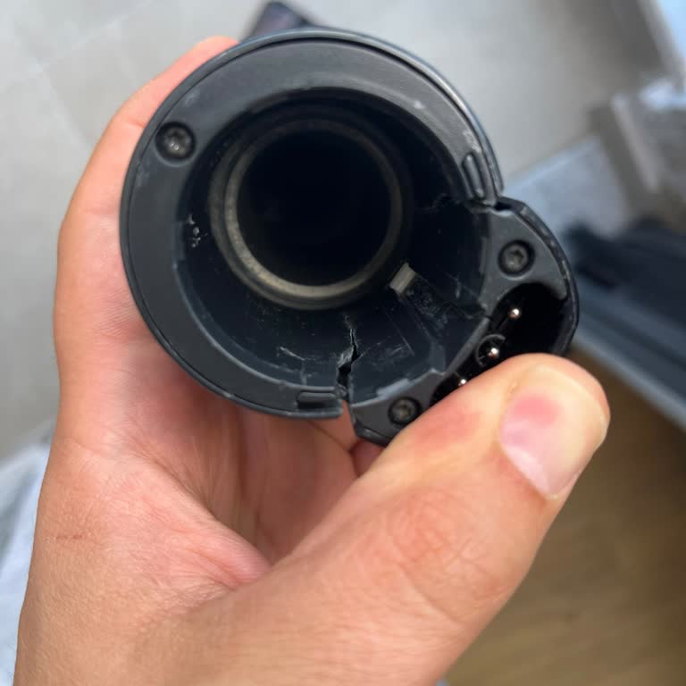 Philips Süpürge Bağlantı Noktasının 7. Ayda Kırılması Ve Destek Erişilememesi