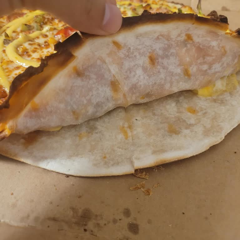 Teslimat Gecikmesi Ve Kalitesiz Extra Mozzarella