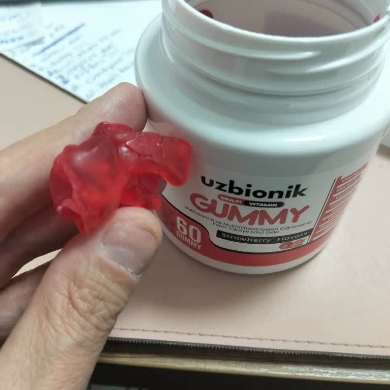 Yapışık Ve Kötü Kokulu Vitamin Jelibonları: Hijyen Endişesi Ve İade Talebi