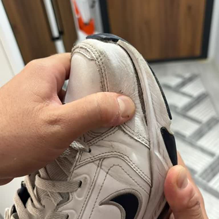 Nike Ayakkabısında Kısa Sürede Ön Açılma Ve Garanti Reddi