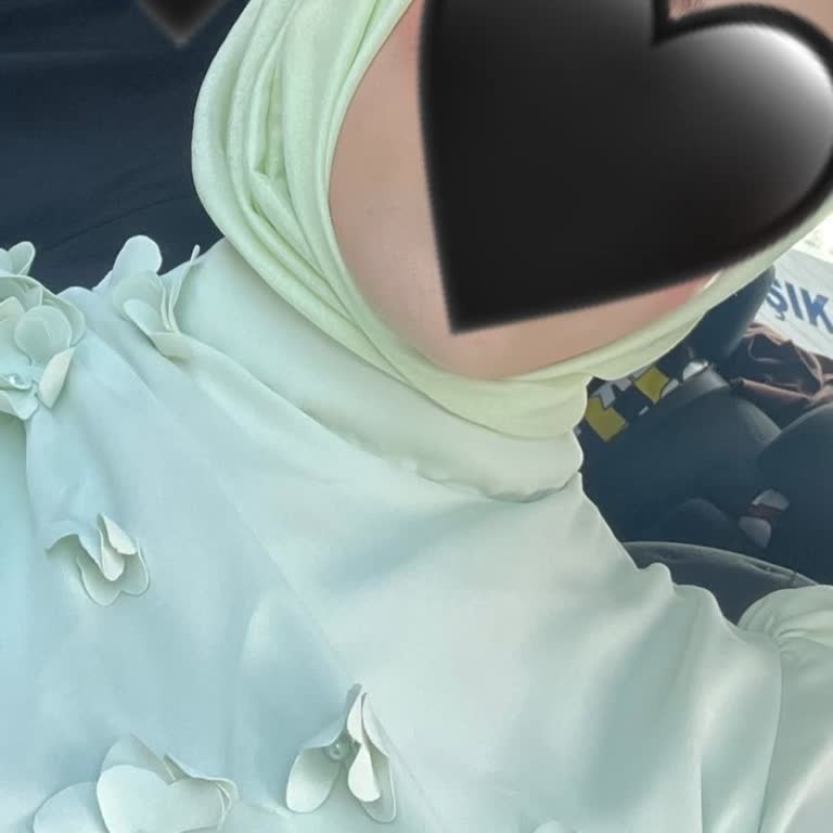 @dressakiralama Renk Farkı Şikayetine Verilen Kaba Ve İncitici İşletme Tutumu