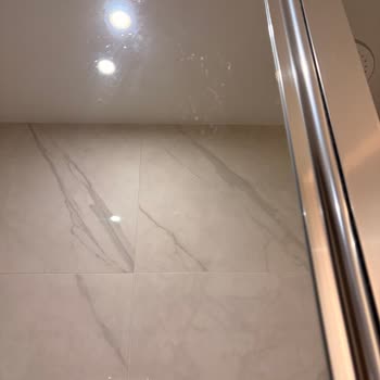 Luxury Otelde Oda Temizliği Ve Rutubet Kokusu Nedeniyle Hayal Kırıklığı
