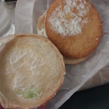 Eksik Malzemeli Hamburgerler Ve Ücret İadesi Reddi