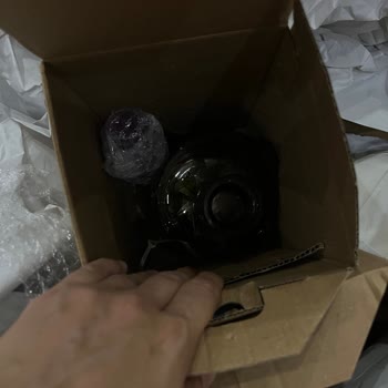 Kırık Karaflar İçin Hızlı Değişim Talebi Ve Müşteri Hizmetleri Yanıtsızlığı