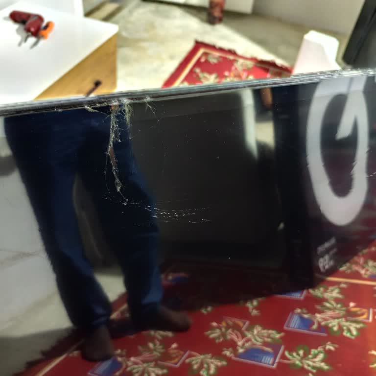 Yetkisiz Servis, Ek Ücret Ve Kırık Ekranlı TV İçin İade Talebi