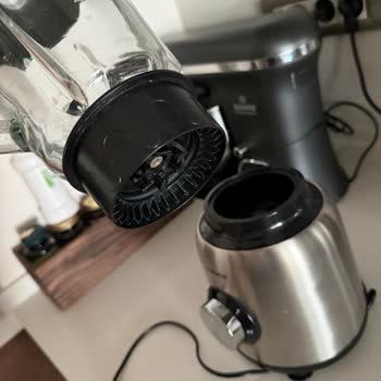 Karaca İnox Cam Hazneli Blender Altından Su Sızdırıyor