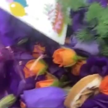 Çiçek Sepeti Sitede Fotoğrafla Alakasız Gönderilen Küçük Çiçekler