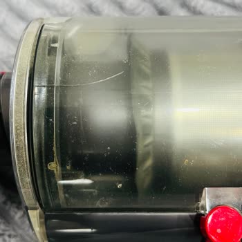 Dyson Süpürge Toz Haznesinde Çatlak Sorunu Ve Ücretsiz Değişim Talebi