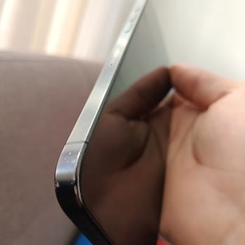 Getmobil'den Aldığım İPhone 15 Pro Max Çizik Ve Aşınmış Çıktı, Premium Kalite Vaadi İhlal Edildi