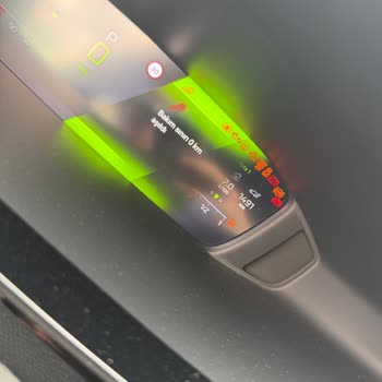 Peugeot 408 Tesliminde Görünmeyen Kaput Leke Ve Aşırı Yağ Bakım Masrafı