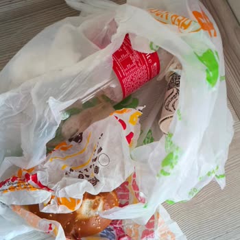 Burger King Siparişinde Bayat Ekmeği Ve Soğuk Patates, Geri Dönüşsüz Müşteri Hizmetleri