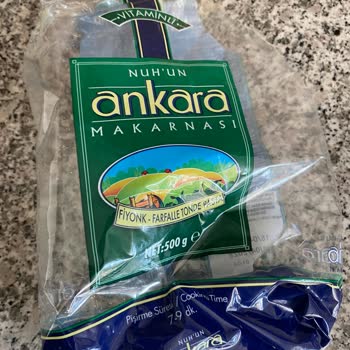 A101 Nuh’un Ankara Makarna Paketi İçinde Canlı Kurtlar